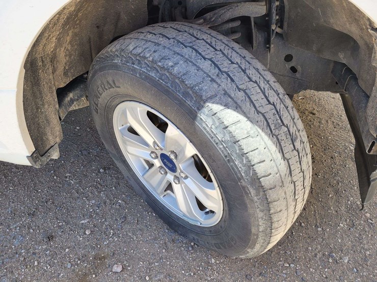 2019-ford-f150-xl-image-5