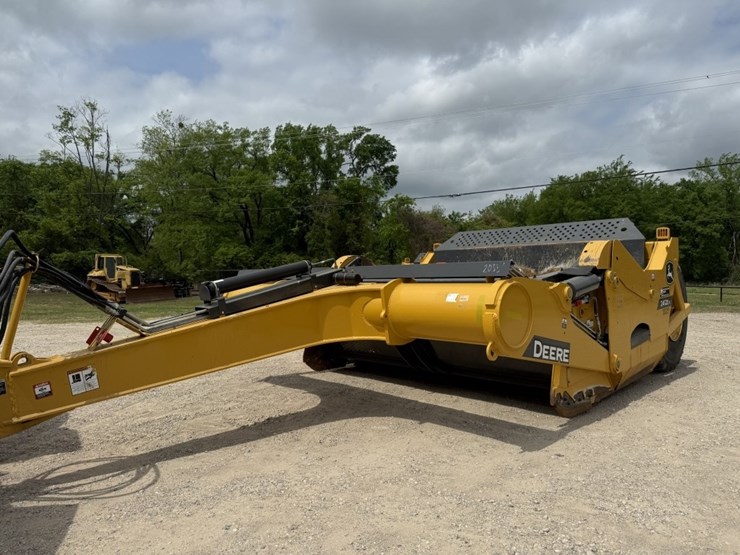 2020-john-deere-9570r-image-27