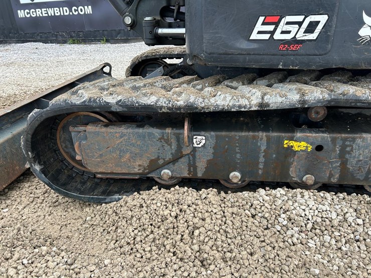 2022-bobcat-e60-image-17