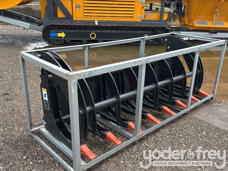 unused-78"-heavy-grass-fork-grapple-to-suit-skidsteer-image-6