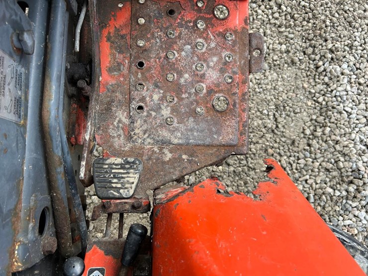 kubota-b1550-image-21