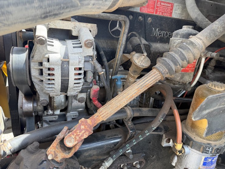 2006-sterling-l9500-image-40