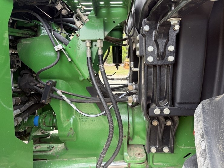 2020-john-deere-9570r-image-15