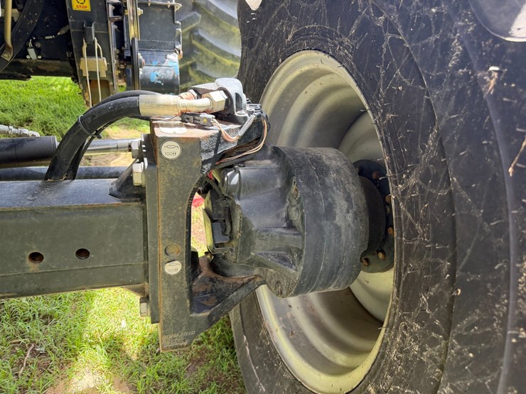2016-case-ih-8240-image-11
