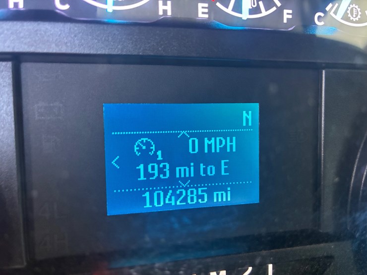 2022-ford-f250-xl-image-10