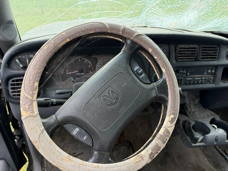 2000-dodge-1500-image-60