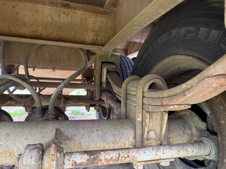 #46889-•-1981-40'-hawkeye-eagle-e4000-t/a-steel-hopper-bottom-trailer-vin:-1bjsh4027b1001115-image-13