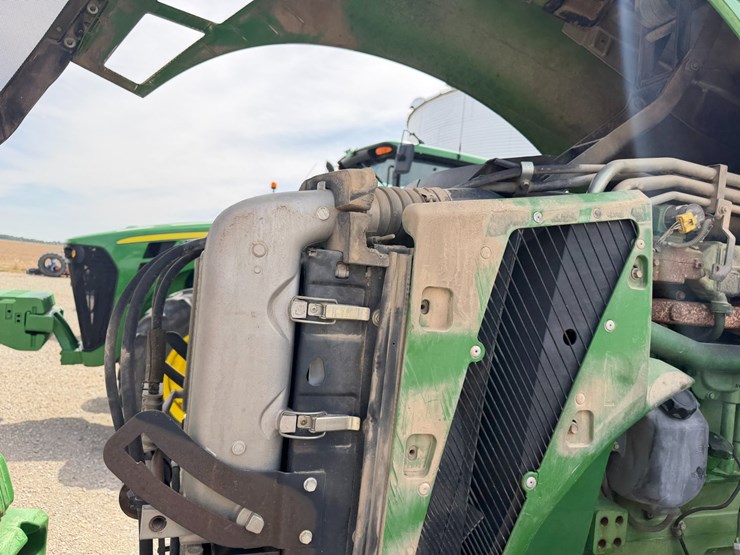 2004-john-deere-8230-image-44