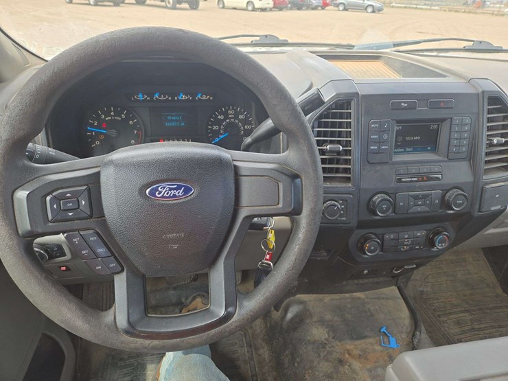 2017-ford-f150-xl-image-11