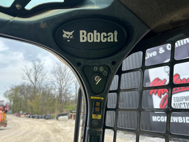 2021-bobcat-t450-image-22