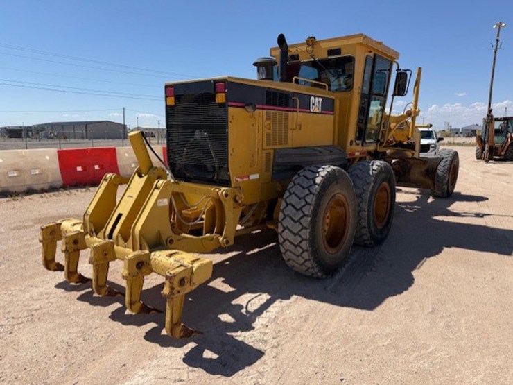 2005-caterpillar-140h-image-4