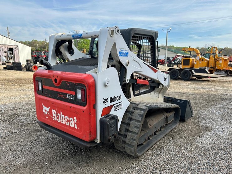 2019-bobcat-t595-image-4