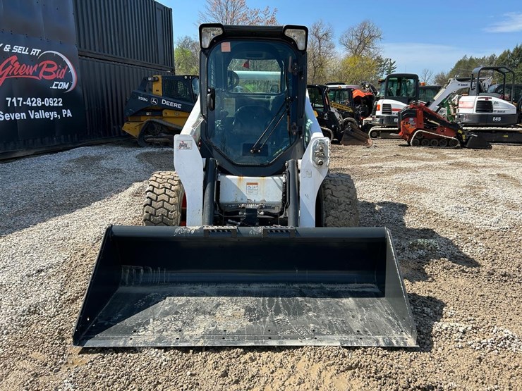 2019-bobcat-s740-image-7