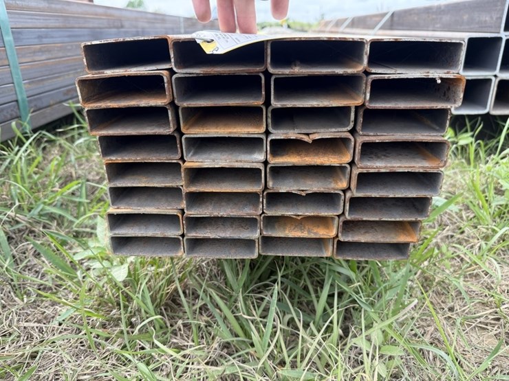 21ft-hot-rolled-14ga-1x3x.083/.035-rec-tubing-image-2