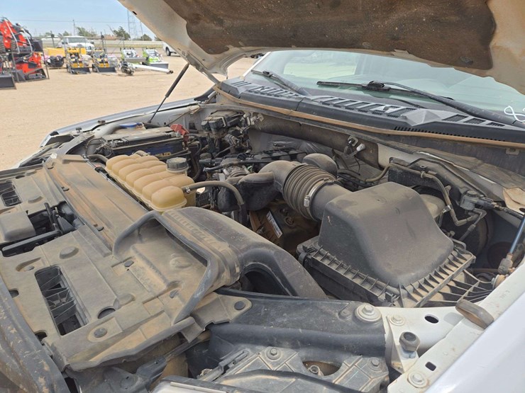 2016-ford-f150-xl-image-18