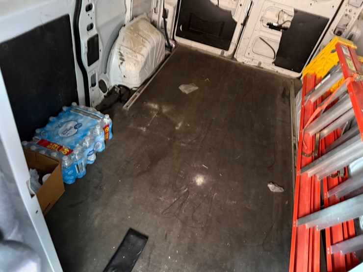 2014-ram-promaster-2500-image-70