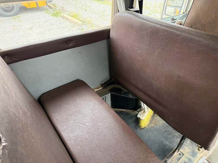 2000-international-3800-image-108