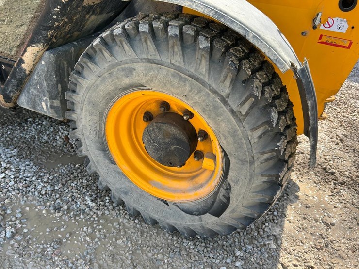 2018-jcb-505-20-image-15