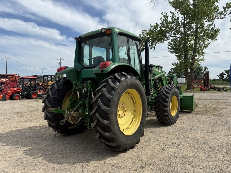 2003-john-deere-7220-image-5