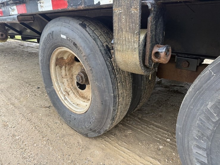 pj-40ft-gooseneck-2012-image-11