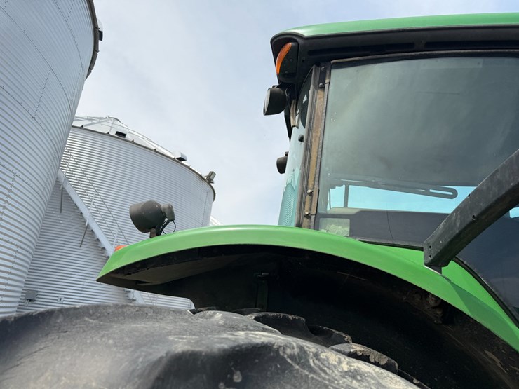 2007-john-deere-8230-image-42