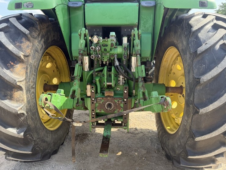 2007-john-deere-7320-image-19