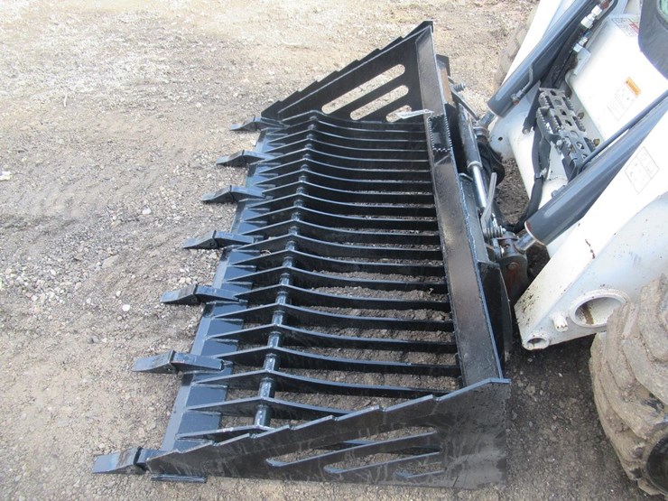 wildcat-72"-skid-steer-skeleton-bucket-w/teeth-image-2