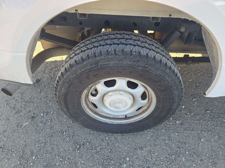 2015-ford-f150-xlt-image-8