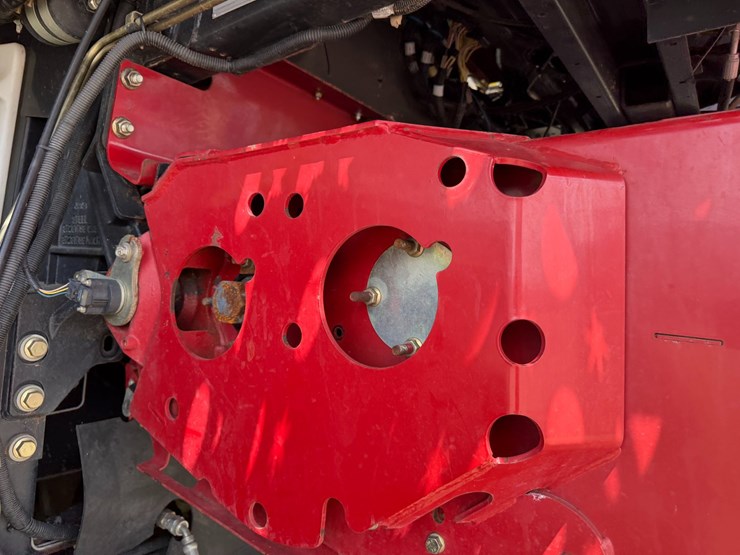 2016-case-ih-8240-image-67