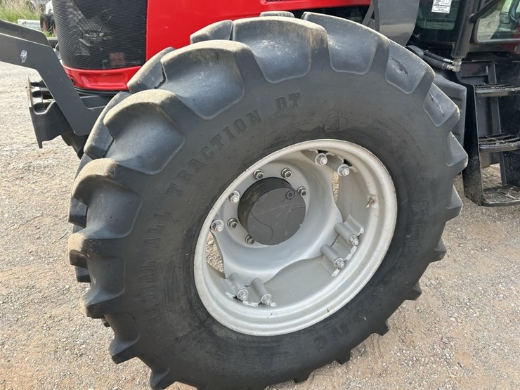 2020-massey-ferguson-5711-image-33