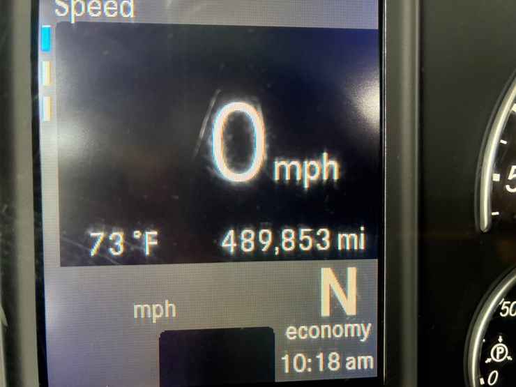 2019-freightliner-cascadia-125-image-11