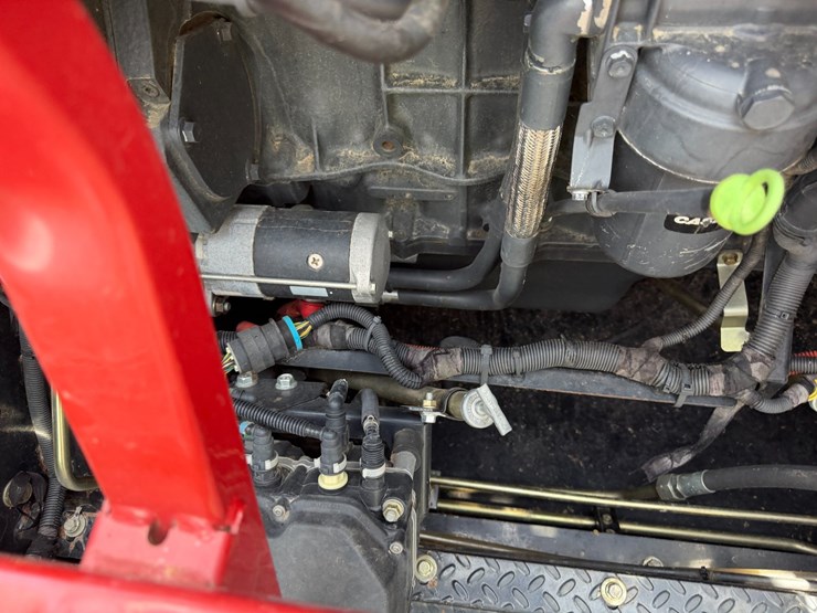 2016-case-ih-8240-image-102