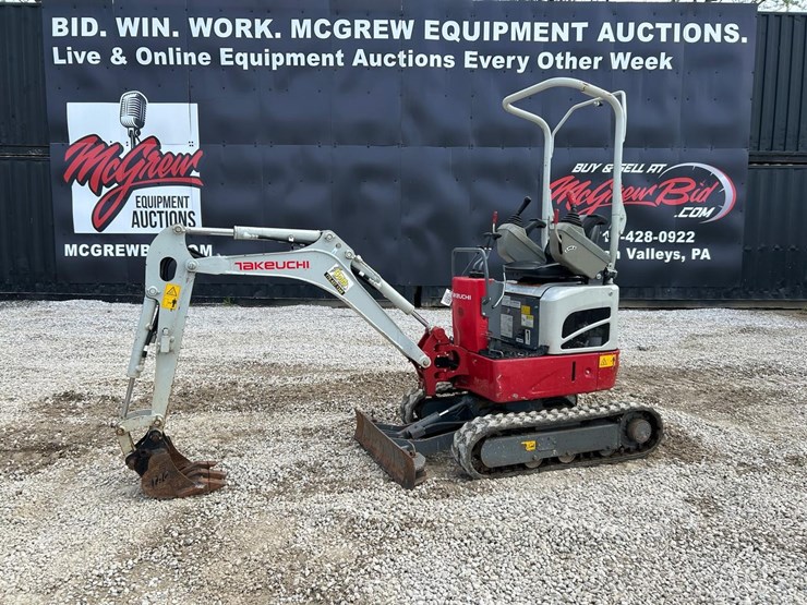 2022-takeuchi-tb210r-image-1