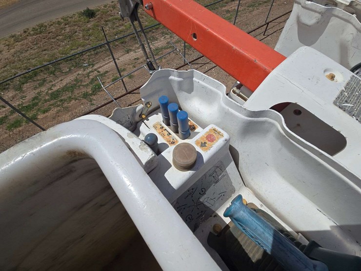 2011-international-workstar-7400-image-25