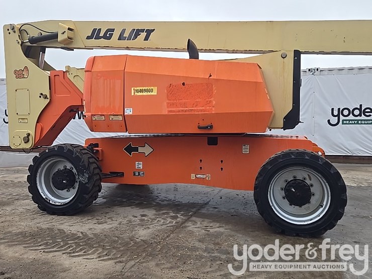 2016-jlg-800aj-image-15