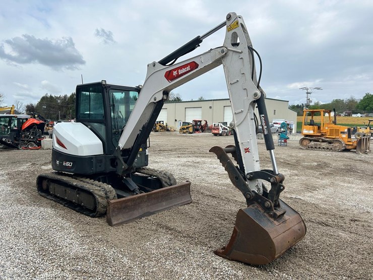 2022-bobcat-e60-image-6