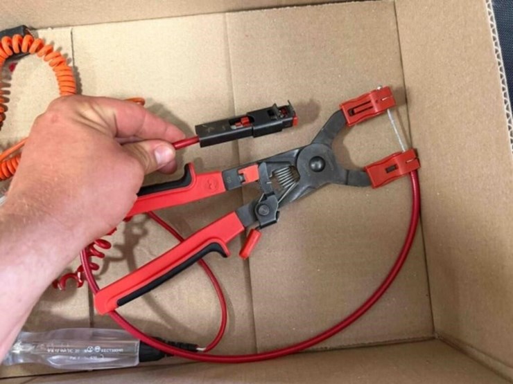 snap-on-hose-clamp-pliers-tools-image-2