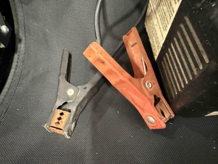 smart-battery-charger-image-2