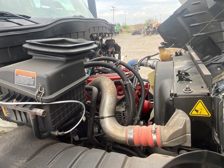 2020-international-mv607-image-14