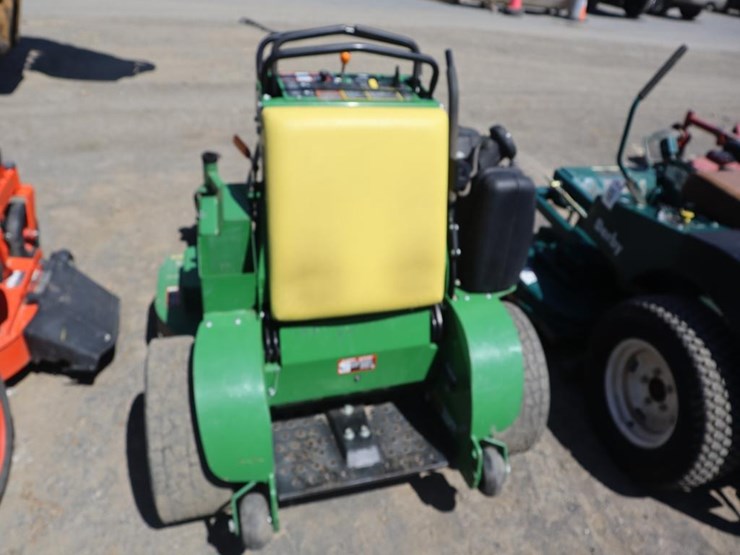 2020-deere-648-image-7