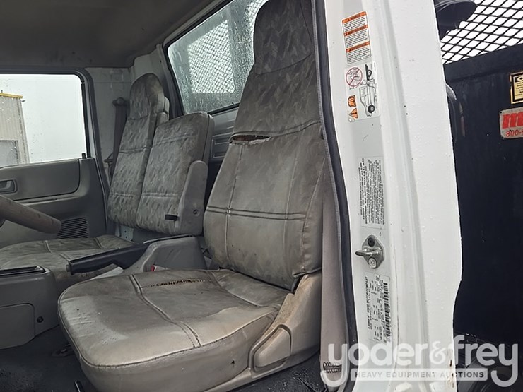 2006-ford-lcf-image-43