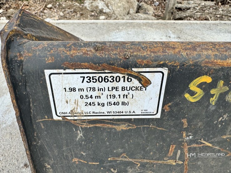 78"-skid-steer-bucket-image-6