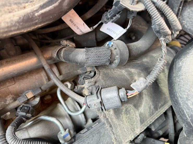 2014-ram-promaster-2500-image-43