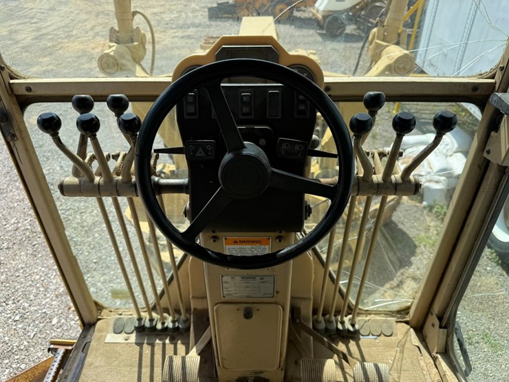 caterpillar-12h-image-98