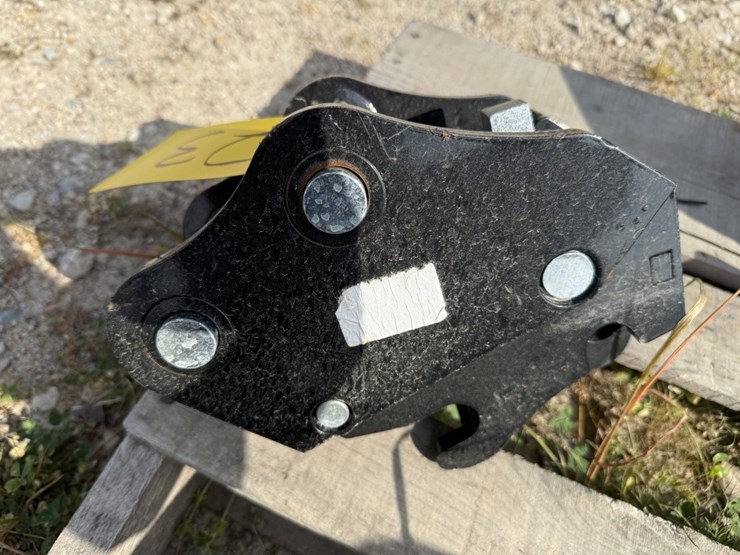 mini-ex-quick-coupler-image-2