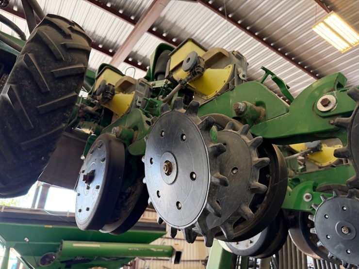 john-deere-1720-image-49