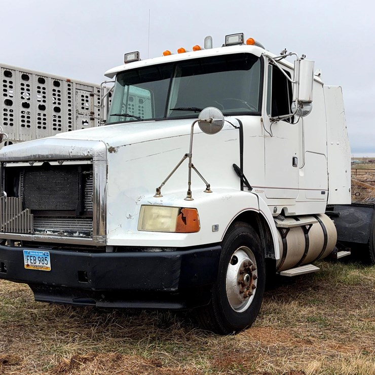 1994 Volvo WIA 64T Sleeper