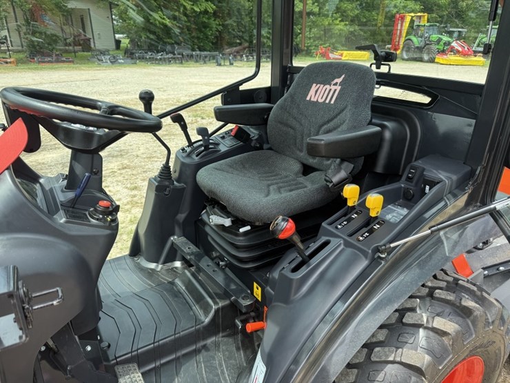 2024-kioti-cx2510hst-image-8