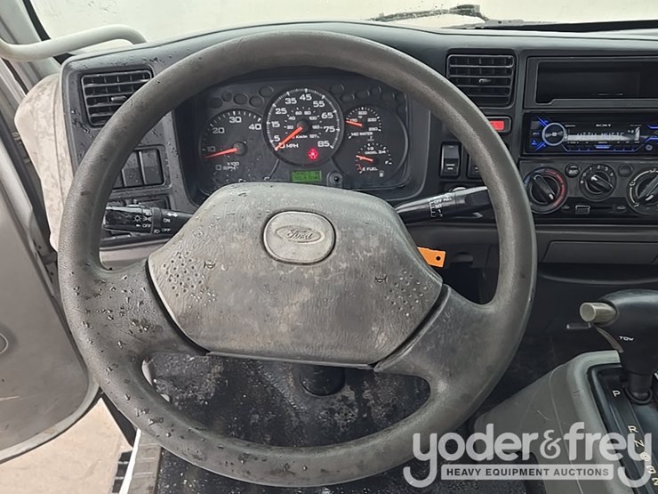 2006-ford-lcf-image-52