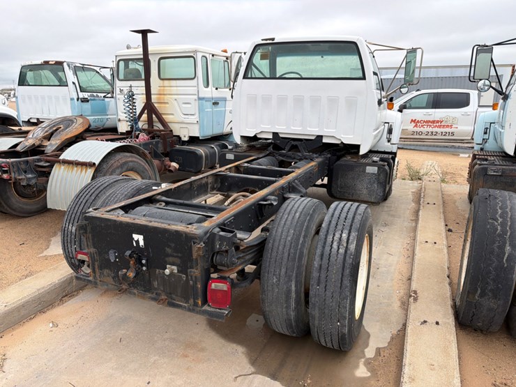 1998-caterpillar-3116-image-5